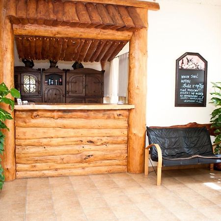 Hotel Bida Z Nedza أُجاروفْ مازوفيتسكي المظهر الخارجي الصورة